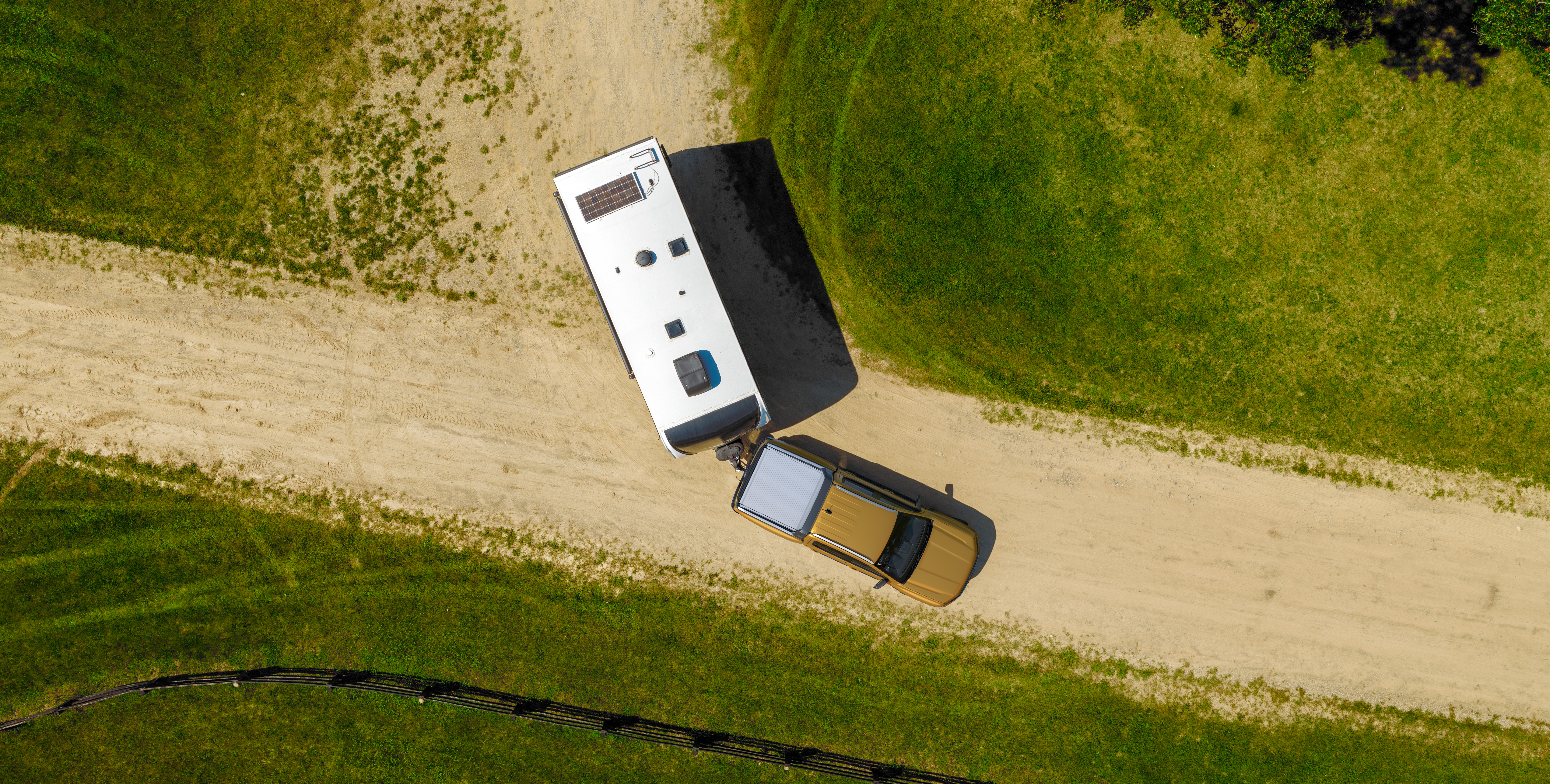 Towing and carrying calculator illustration